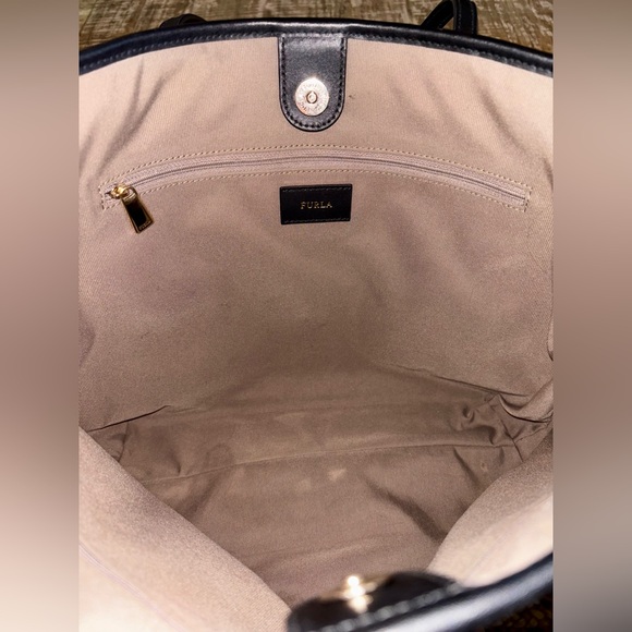 FURLA Luxury Large Ariana Woven Tote Bag Brown PVC Black Leather - Picture 9 of 10